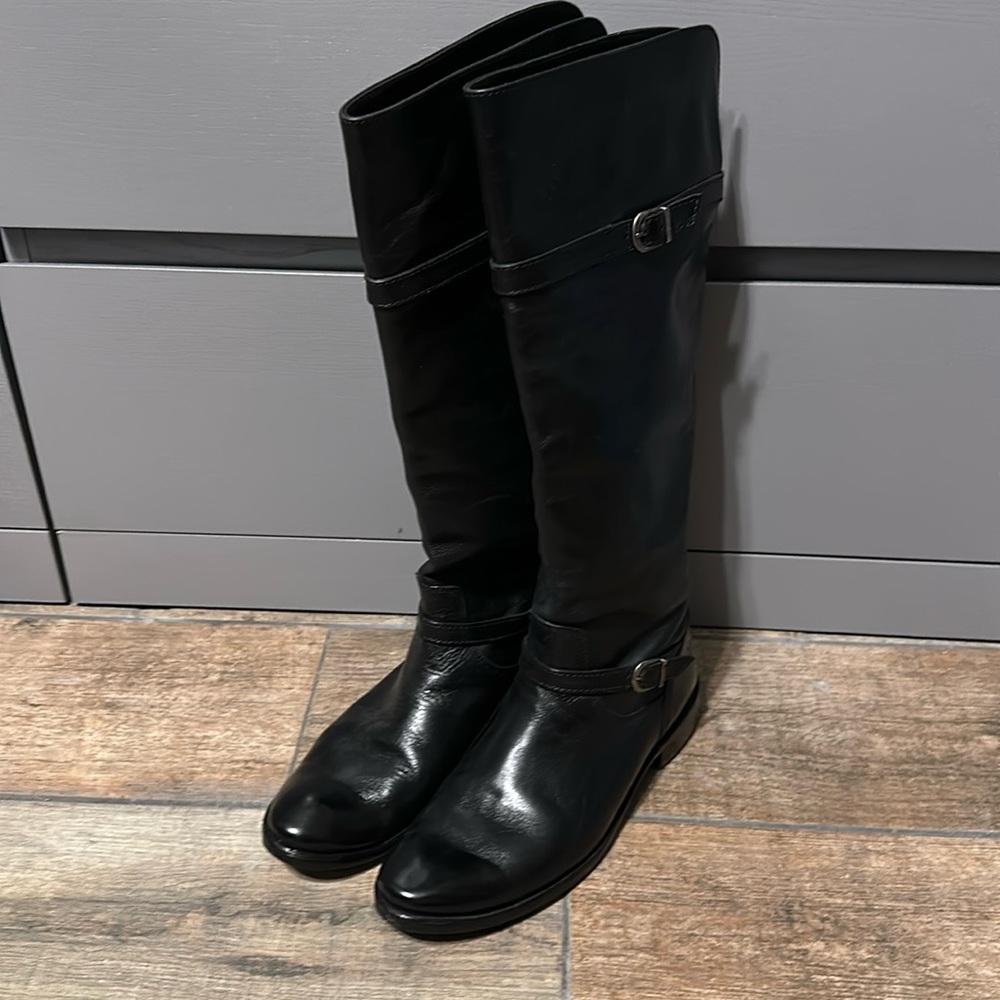 Frye Black Leather Heeled Boots